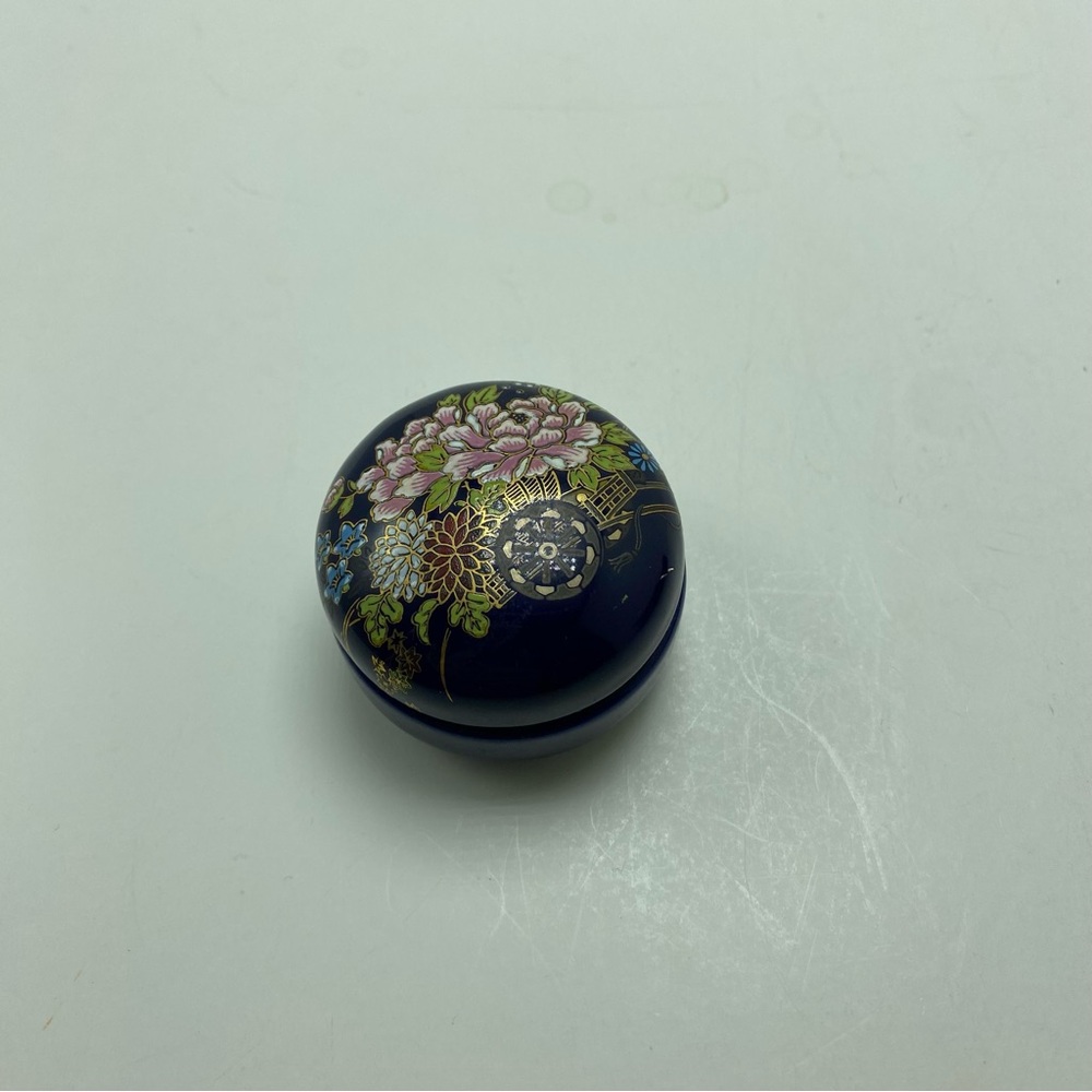 Vintage Kutani Cobalt Blue Porcelain Trinket Box